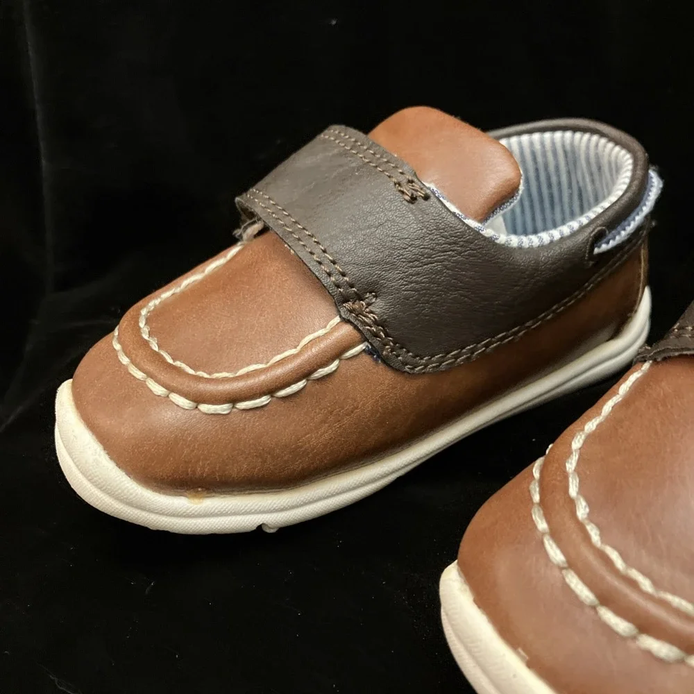 Carters Every Step Jaden Brown Walking Shoes Sz 5 Toddler Sneakers w/ Box